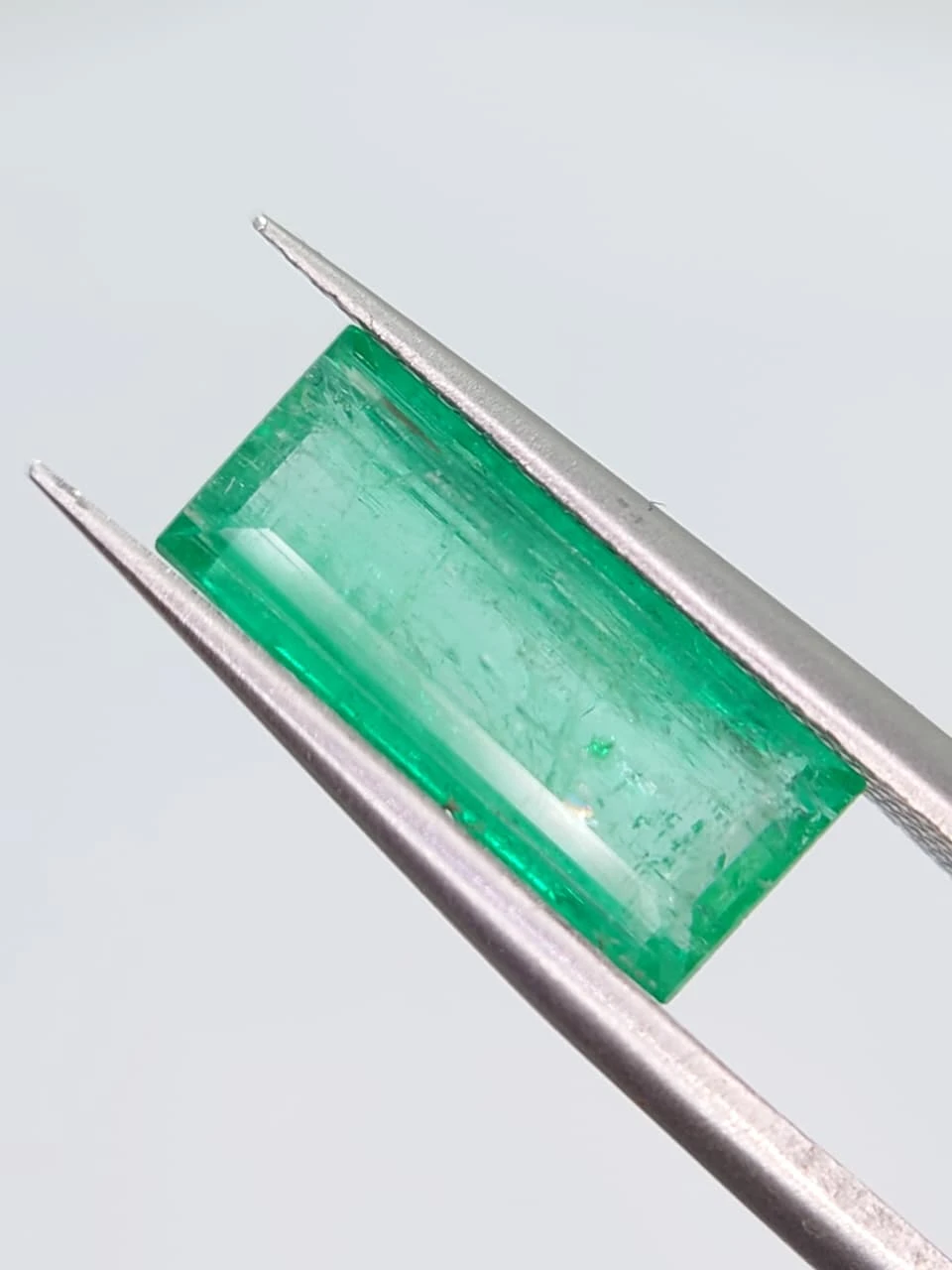 2.6ct Untreated Natural Baguette Emerald from Afghanistan — view 2